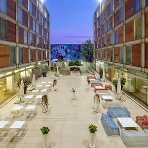 **** Hotell Doubletree By Hilton Italien